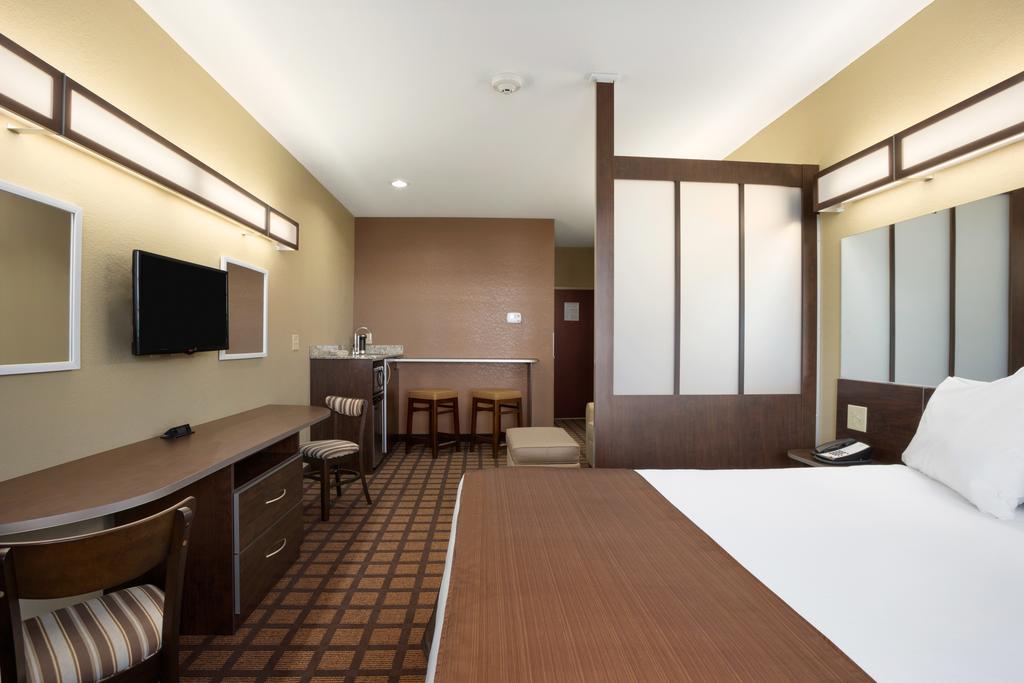 Sonesta Essential Fairmont Otel Dış mekan fotoğraf